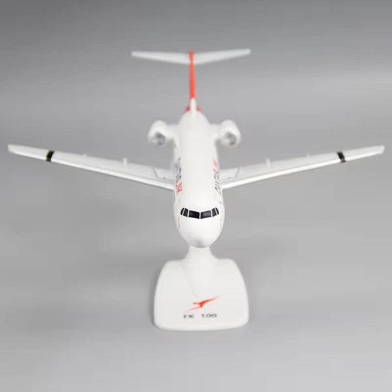 New 1:100 Scale Fokker FK-100  – Model Airplane Plastic Bewertung und Preis