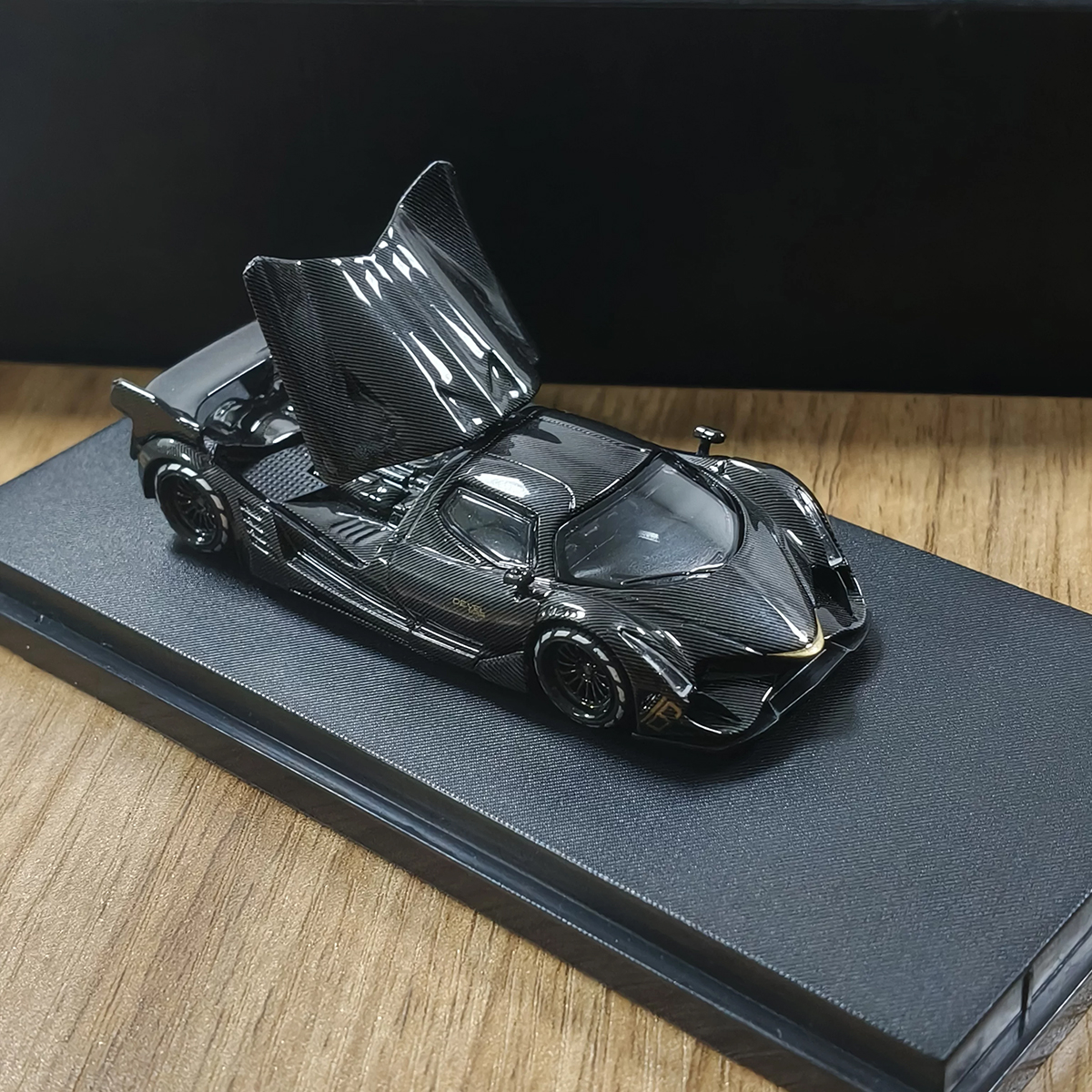 LMF Model 1:64 Devel 16 Hyperc – Die Cast Car 1 64 Bewertung und Preis