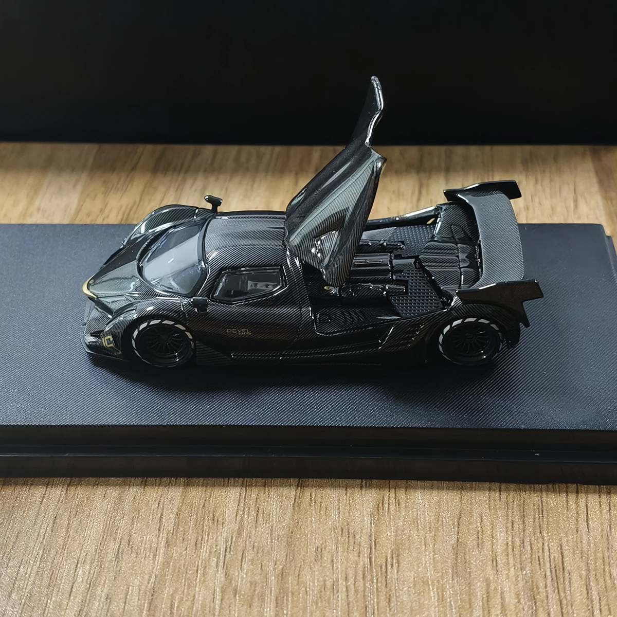 LMF Model 1:64 Devel 16 Hyperc – Die Cast Car 1 64 Bewertung und Preis